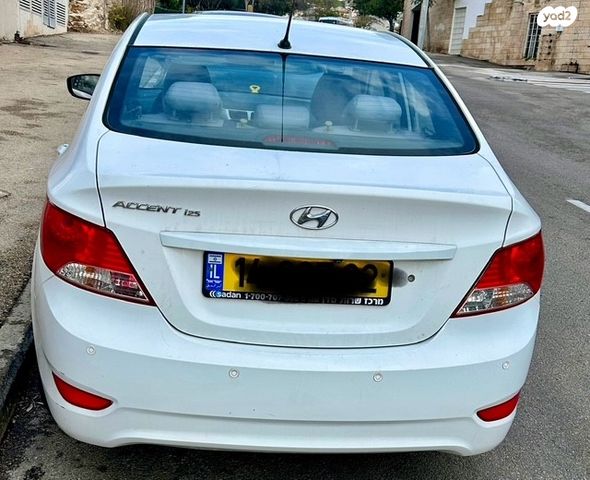 יונדאי אקסנט i25