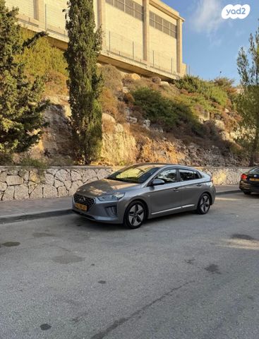 יונדאי איוניק