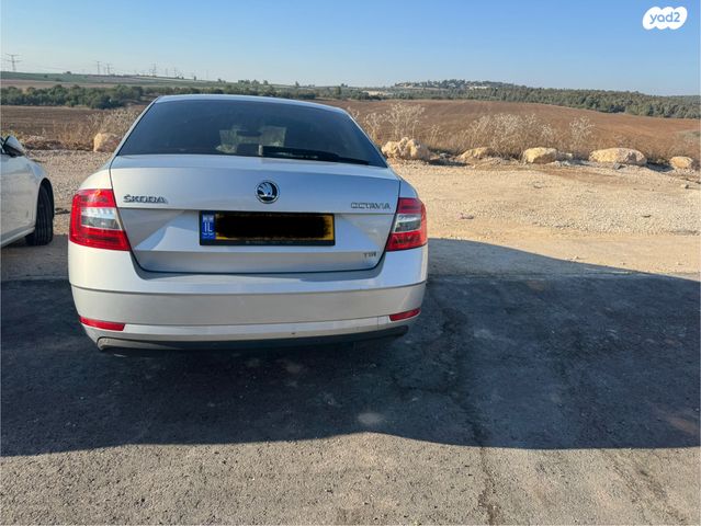 סקודה אוקטביה