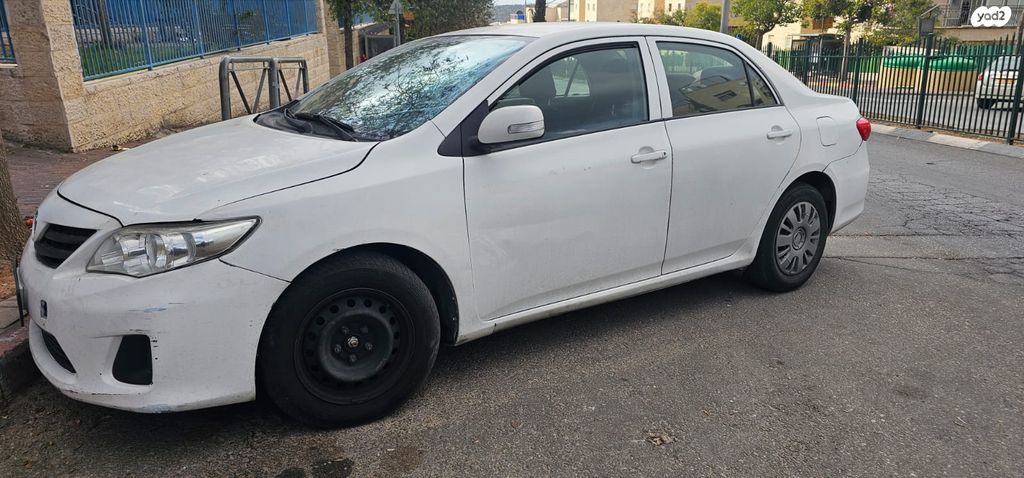 מודעת רכב טויוטה קורולה