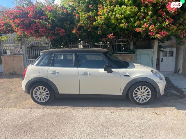 מודעת רכב מיני קופר