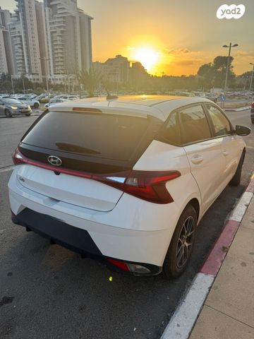 מודעת רכב יונדאי i20