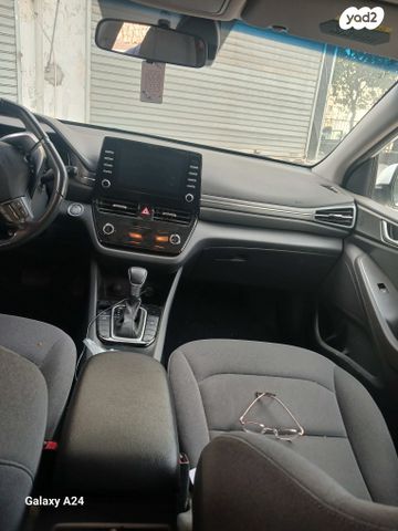 מודעת רכב יונדאי איוניק