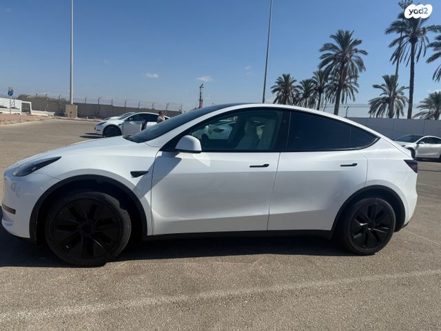 מודעת רכב טסלה מודל Y