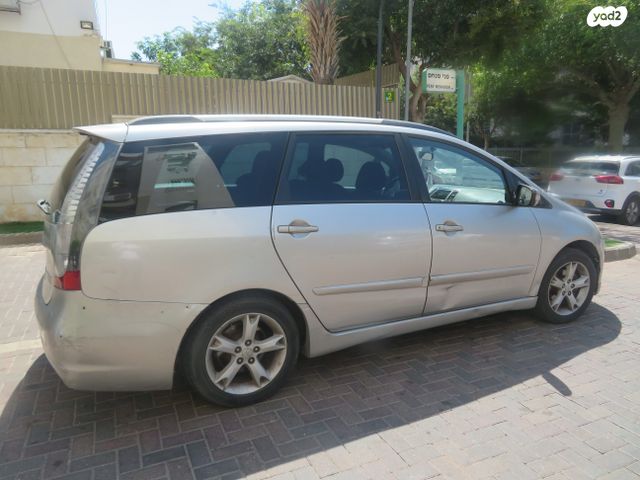 מיצובישי גרנדיס