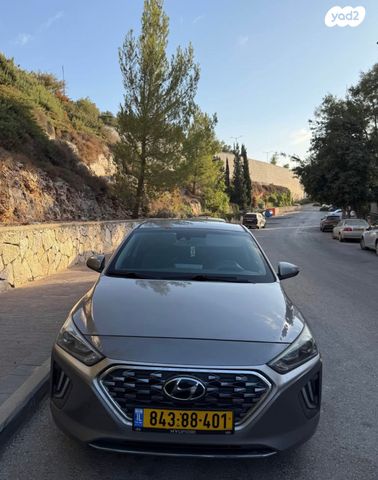 יונדאי איוניק