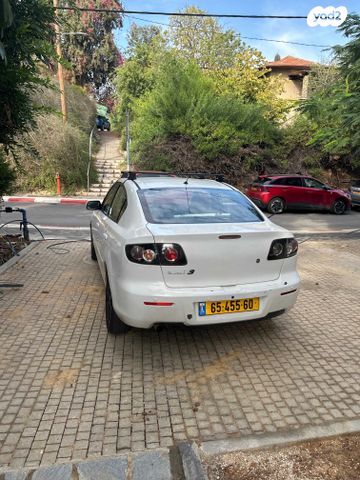 מודעת רכב מאזדה 3