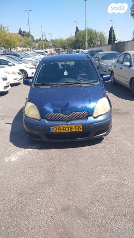 טויוטה יאריס