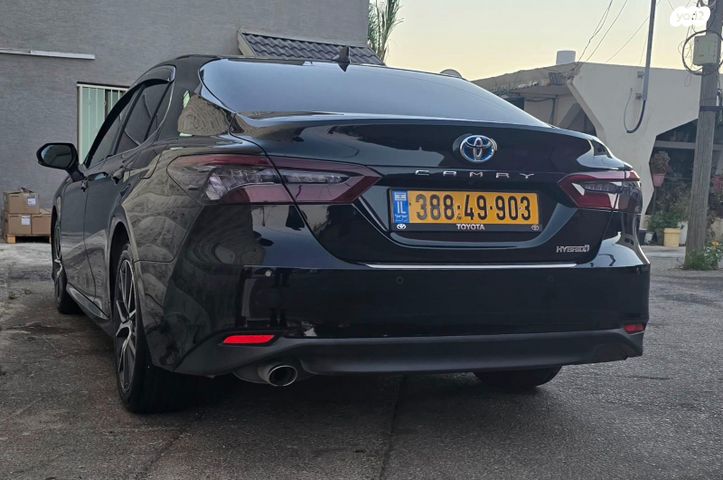 טויוטה קאמרי