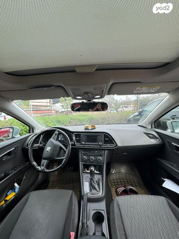 מודעת רכב סיאט לאון