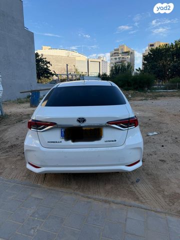 מודעת רכב טויוטה קורולה