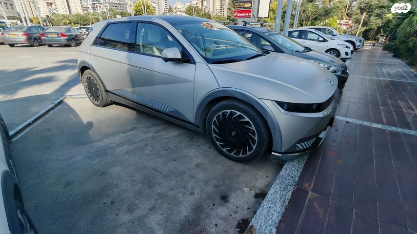 יונדאי איוניק 5