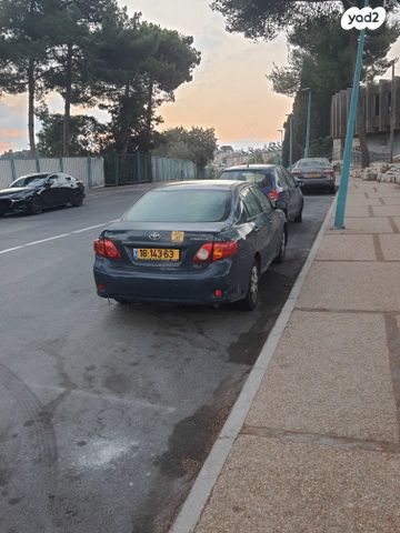טויוטה קורולה