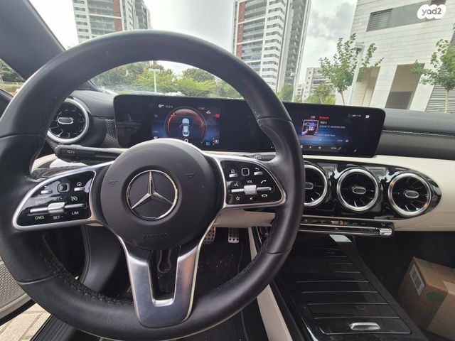 מרצדס-בנץ CLA