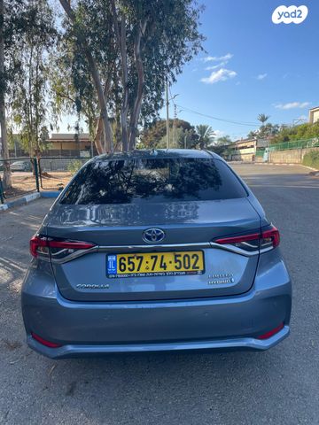 טויוטה קורולה