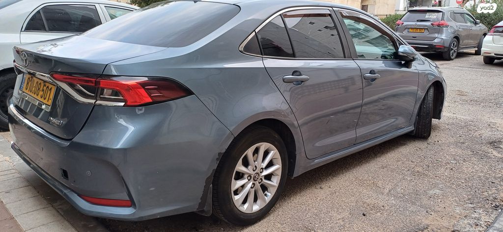 טויוטה קורולה