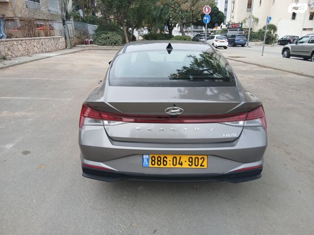 יונדאי אלנטרה