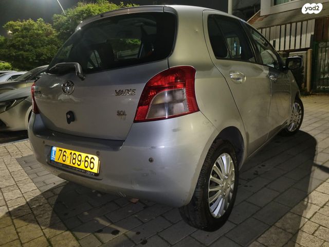 טויוטה יאריס