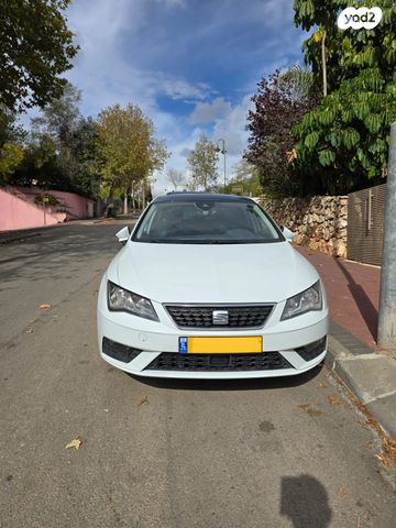 מודעת רכב סיאט לאון