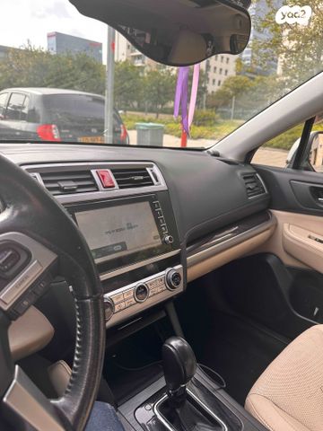 סובארו אאוטבק