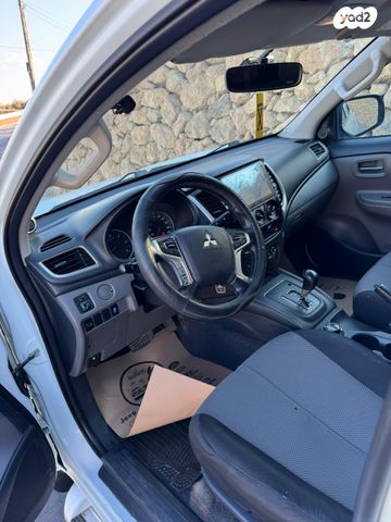 מיצובישי טרייטון / L200