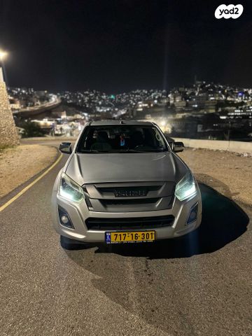 איסוזו די-מקס