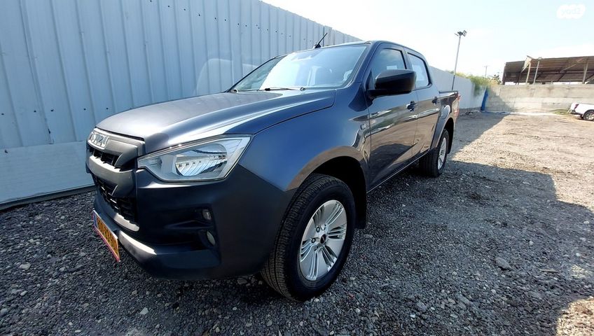 איסוזו די-מקס