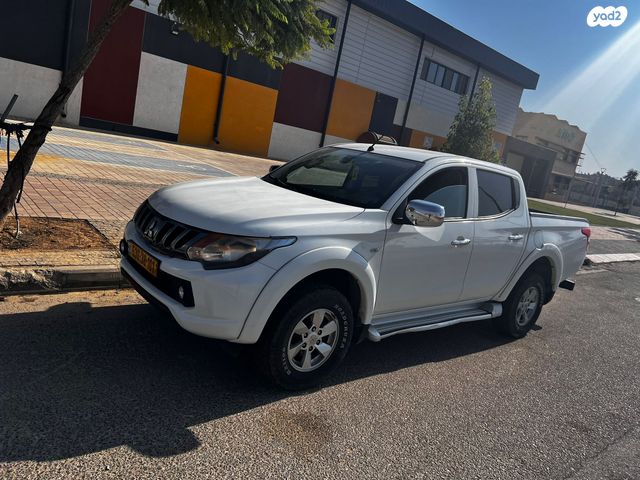 מיצובישי טרייטון / L200