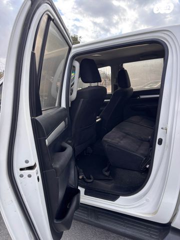 טויוטה היילקס