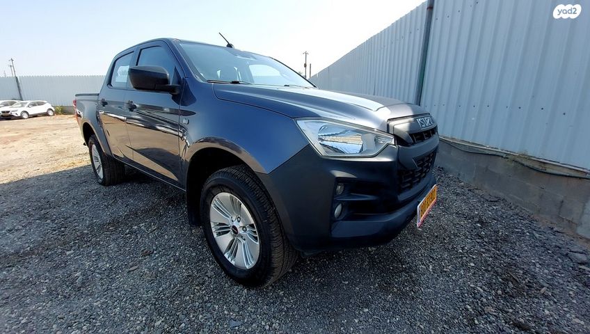 איסוזו די-מקס