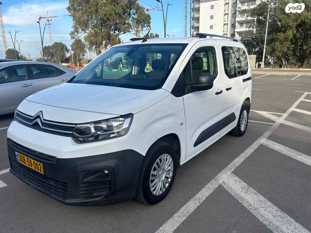 מודעת רכב סיטרואן ברלינגו