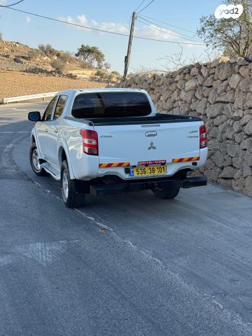 מיצובישי טרייטון / L200