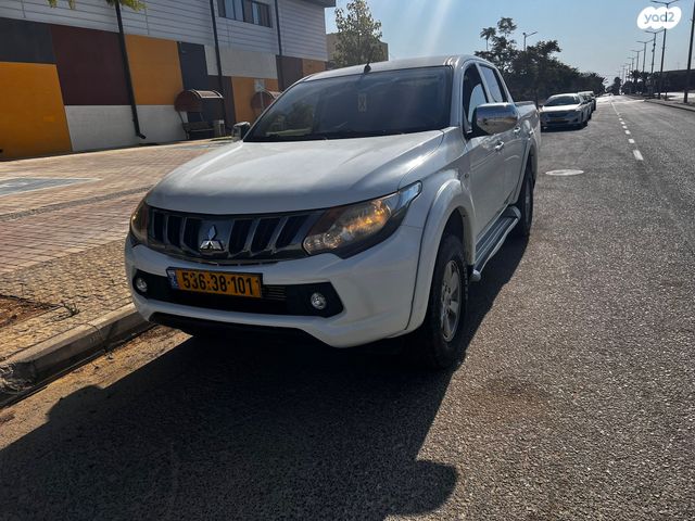 מיצובישי טרייטון / L200