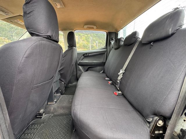 איסוזו די-מקס