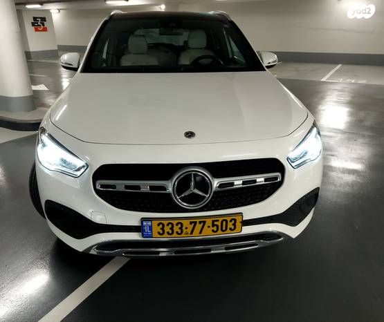 מודעת רכב מרצדס-בנץ GLA