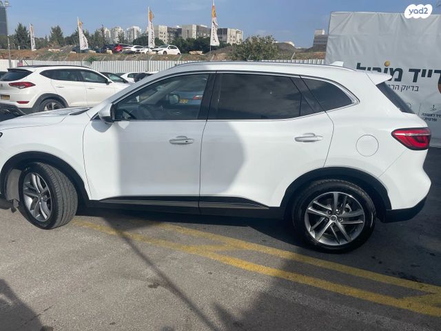אם ג'י EHS PHEV