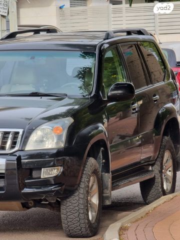 טויוטה לנד קרוזר