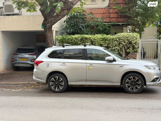 מודעת רכב מיצובישי אאוטלנדר