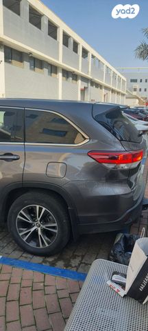 טויוטה היילנדר