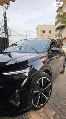 אאודי Q4 e-tron