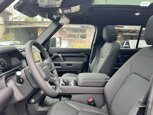 לנד רובר דיפנדר