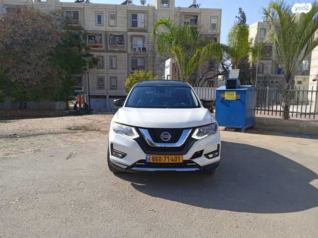 מודעת רכב ניסאן אקס טרייל