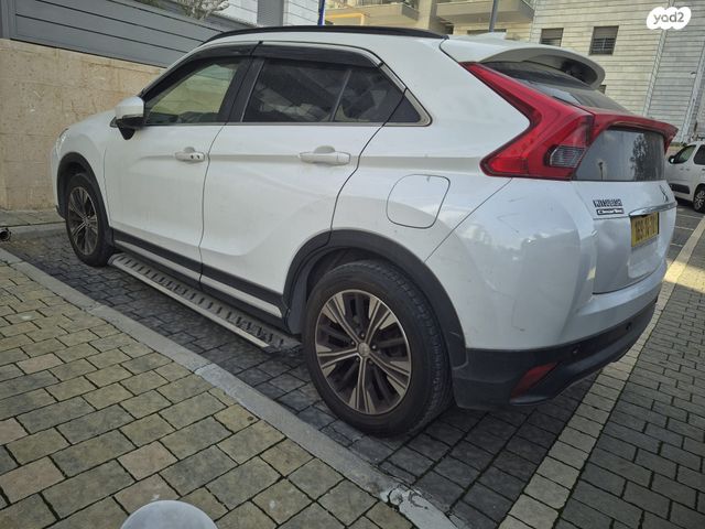 מיצובישי אקליפס קרוס