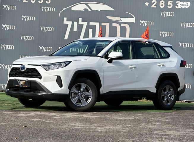 טויוטה RAV4