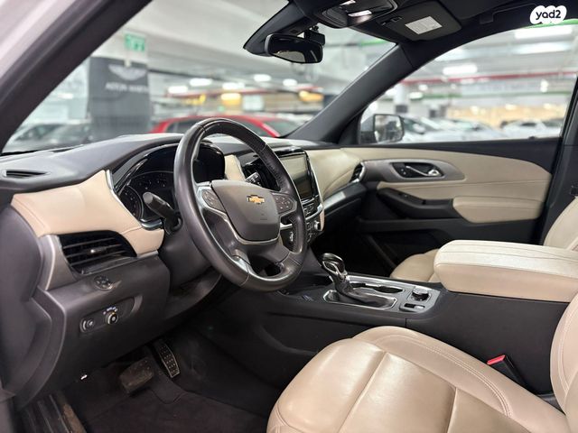 שברולט טראוורס