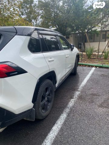 מודעת רכב טויוטה RAV4