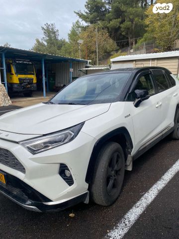 טויוטה RAV4