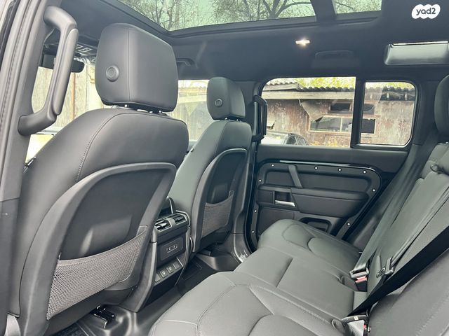 לנד רובר דיפנדר