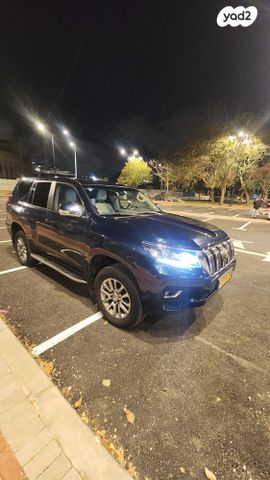 טויוטה לנד קרוזר