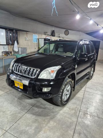 טויוטה לנד קרוזר